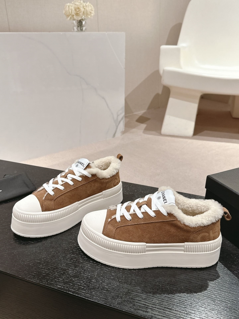 Ch**el sport shoes
